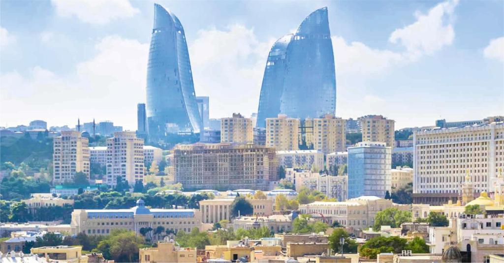 باكو عاصمة أذربيجان